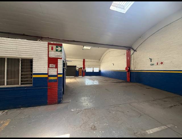 4,833M² WAREHOUSE TO LET IN ALRODE